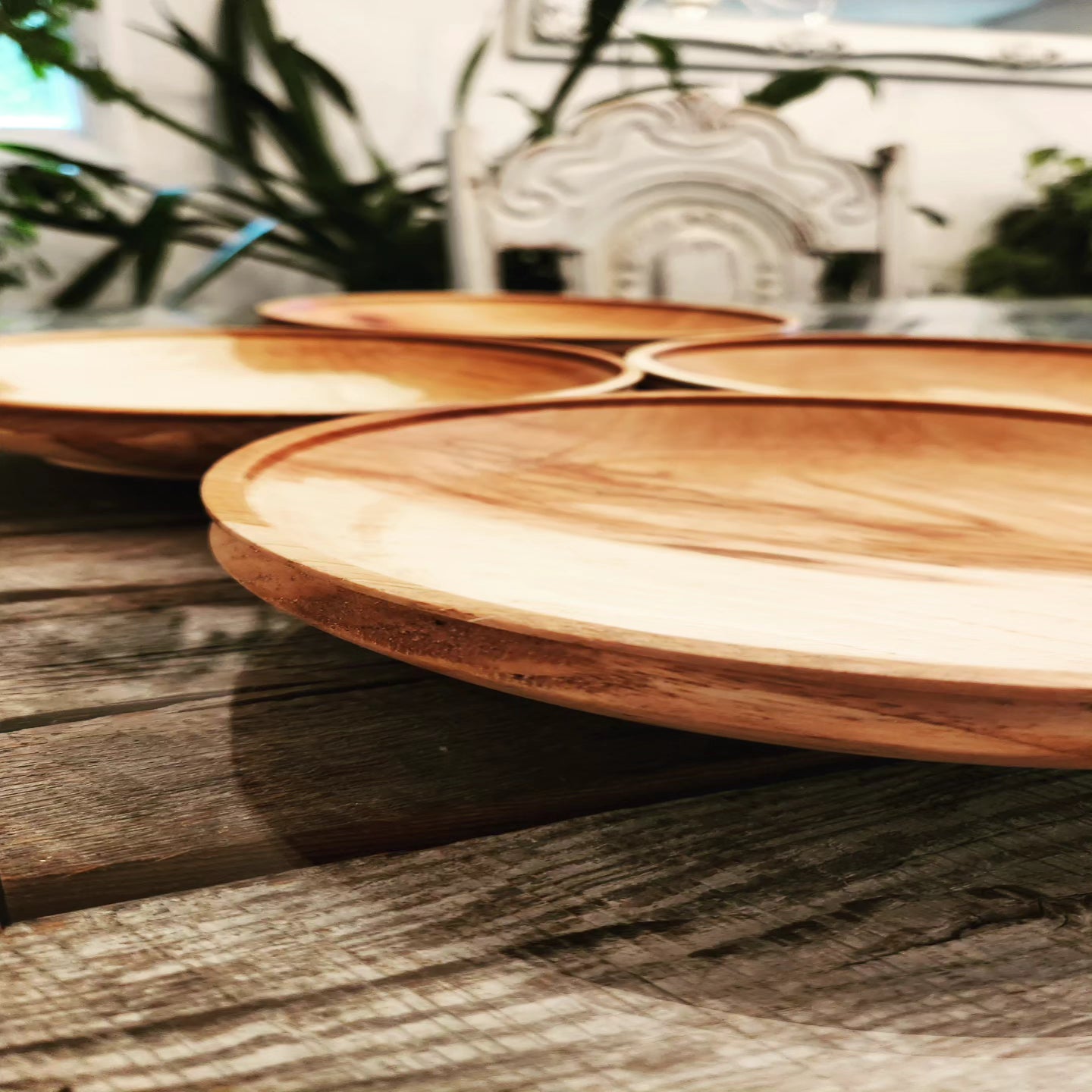 Plates in Classic American Hickory - Functional